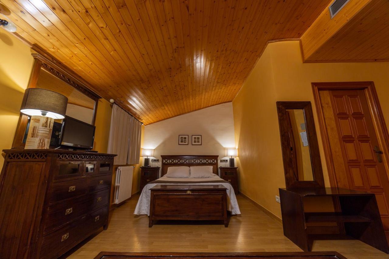 Hotel De Montana Rubielos Rubielos De Mora Eksteriør billede